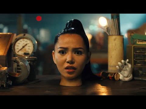 Bella Poarch – Build a B*tch (Official Music Video)